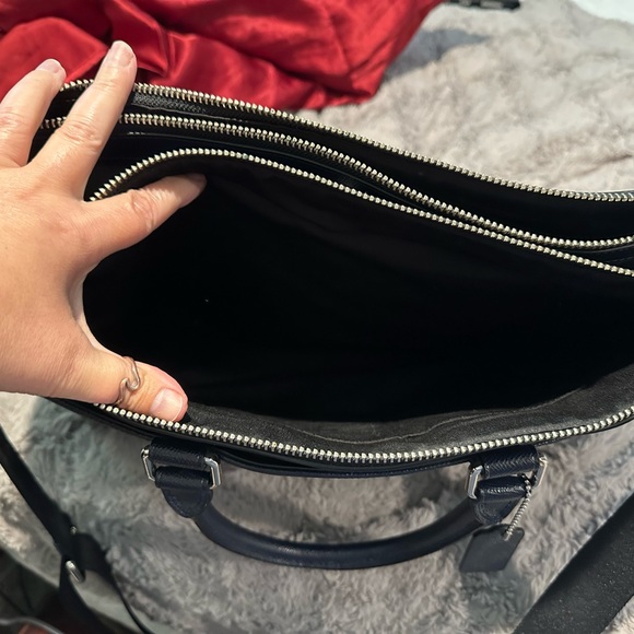 Navy blue Coach laptop bag/soft briefcase with long strap - Picture 5 of 7